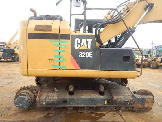 2016 CAT 320ERR