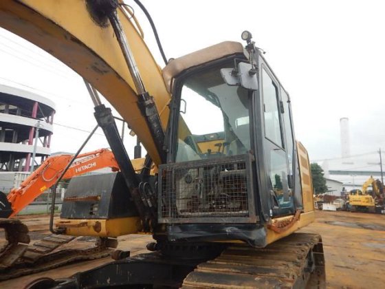 2016 CAT 320ERR