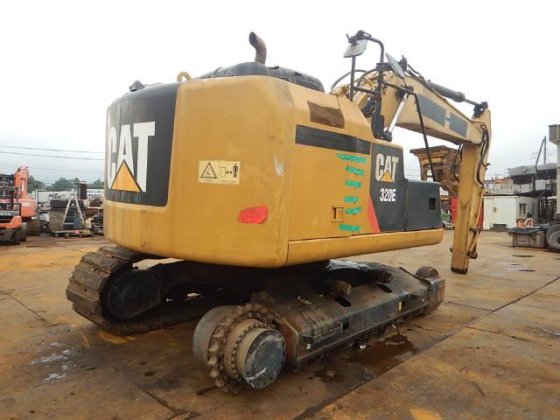 2016 CAT 320ERR