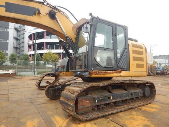 2016 CAT 320ERR
