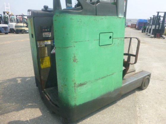 2015 年 TOYOTA 7FBR15