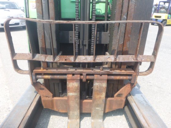 2015 年 TOYOTA 7FBR15