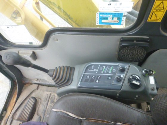 2003 KOMATSU PC60 7C