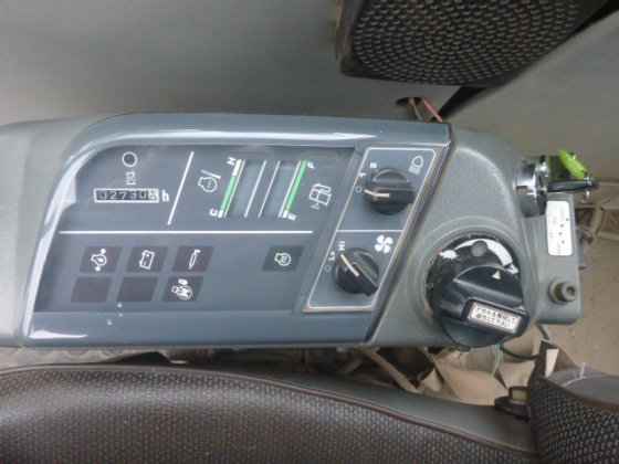 2003 KOMATSU PC60 7C