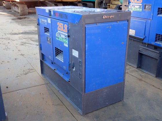 2017 DENYO DCA 25LSKB