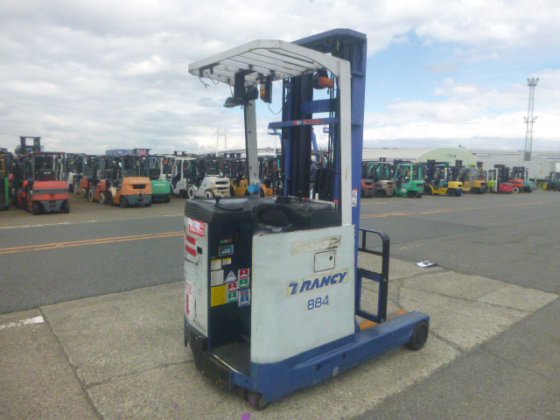 2011 年 TOYOTA 7FBR18