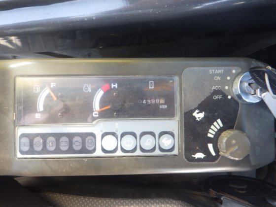 2014 SUMITOMO SH135X 3B