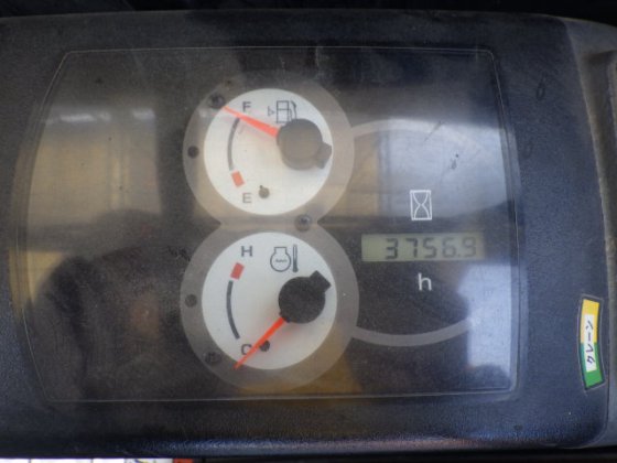 2011 KOMATSU PC30UU 5