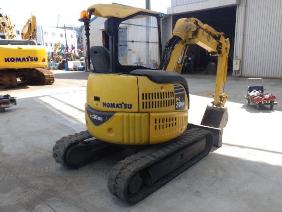 2011 KOMATSU PC30UU 5