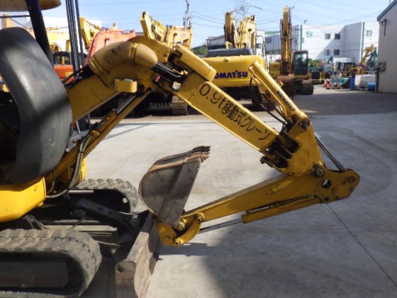 2011 KOMATSU PC30UU 5