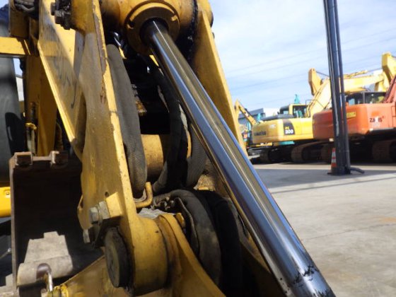 2011 KOMATSU PC30UU 5