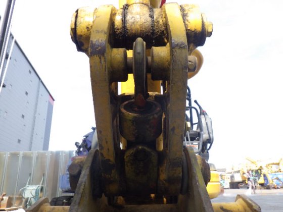 2011 KOMATSU PC30UU 5