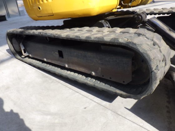 2011 KOMATSU PC30UU 5