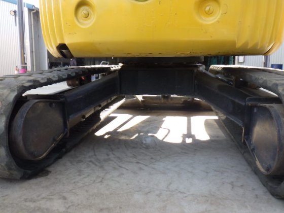 2011 KOMATSU PC30UU 5