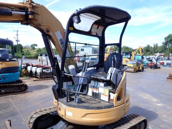 2013 凯特彼勒 040SR