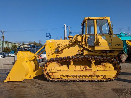 2012 KOMATSU D75S 5