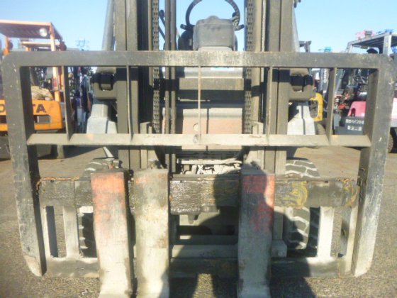 2014 年 TOYOTA 7FB25