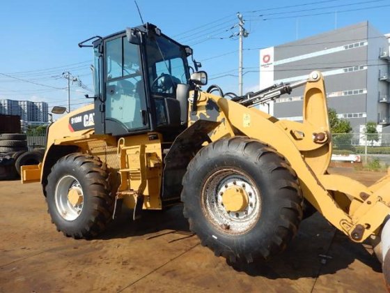 2018年CAT 910M