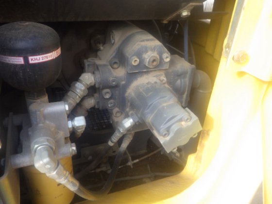 2014 SUMITOMO SH75X 3BU