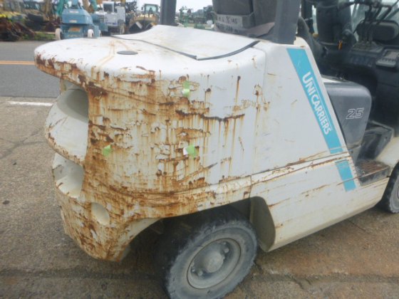 2016 UNICARRIERS FD25T5