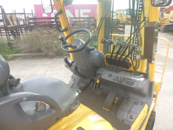 2005 小松 FD30NT 16