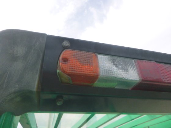 2010 MITSUBISHI FD35AT