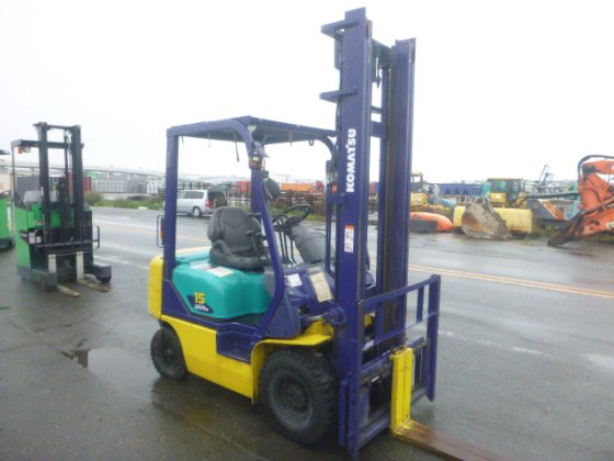 2000 KOMATSU FG15C 17