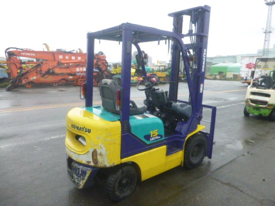 2000 KOMATSU FG15C 17