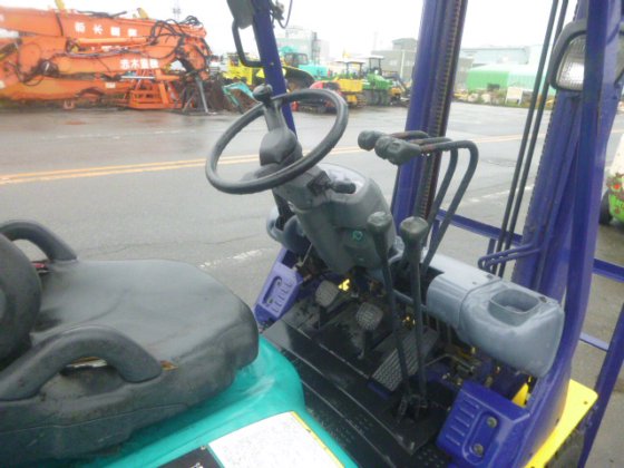 2000 KOMATSU FG15C 17