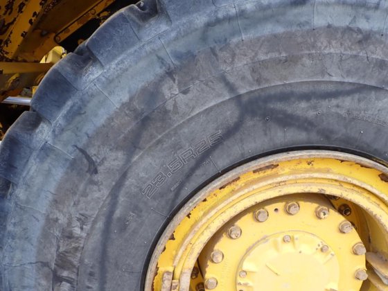 2014 CAT 725C