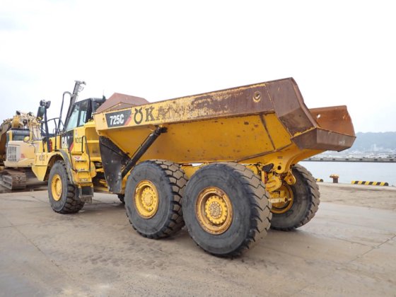 2014 CAT 725C