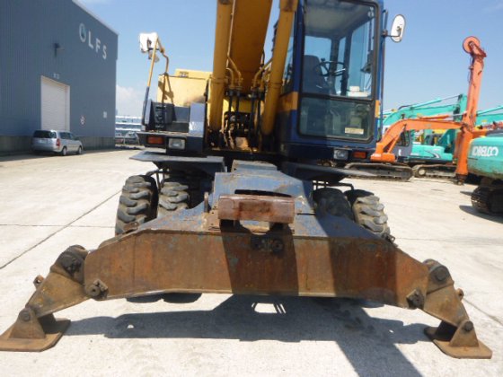 1995 KOMATSU PW200 1