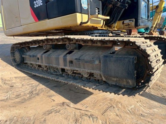 2014 凯特彼勒 320E