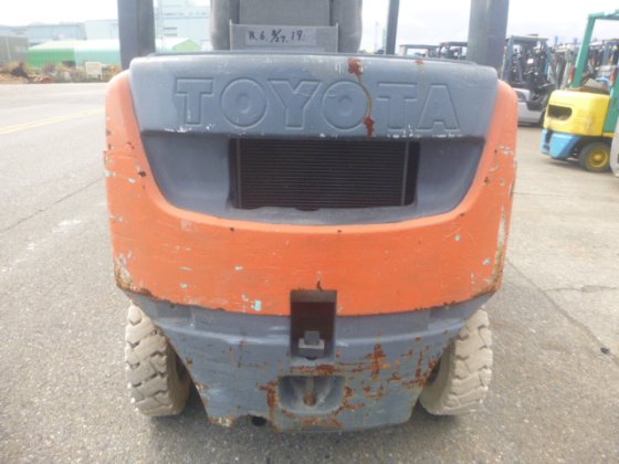 2007 丰田 02 8FD10