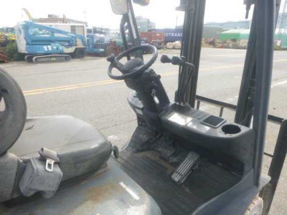 2007 丰田 02 8FD10