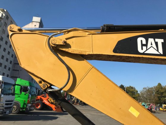 2013年卡特彼勒320D E型