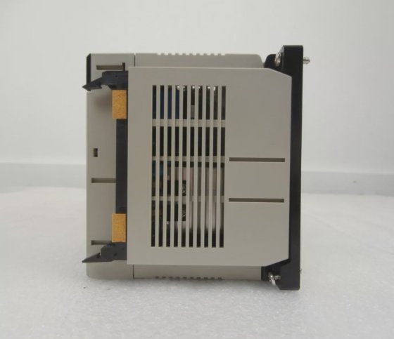 Omron SYSMAC C200H Programmable Logic