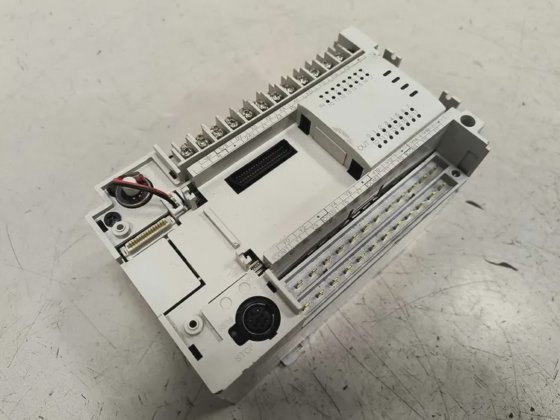 Mitsubishi FX2N-32MR-ES/UL PLC Programmable Controller