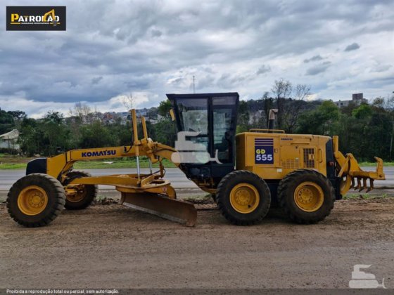 2009 Komatsu GD555-3