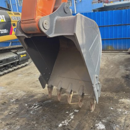 原装日本挖掘机顶级日立 Zx200-5g 建筑挖掘机热卖中