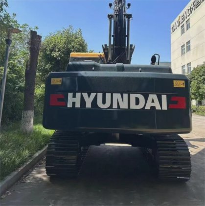 ホットセール 中古のクローラー式ヒュンダイ掘削機 R215vs 低稼働時間 在庫機械