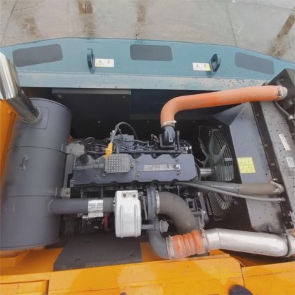 ホットセール 中古のクローラー式ヒュンダイ掘削機 R215vs 低稼働時間 在庫機械