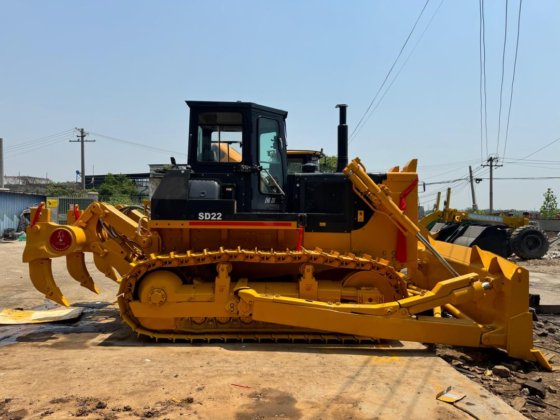 中国品牌原装山推牌履带式 SD16 160HP SD22 SD23