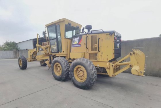 中古の道路機械 キャタピラーと同様の 140K モーターグレーダー OEMを受け取って販売中