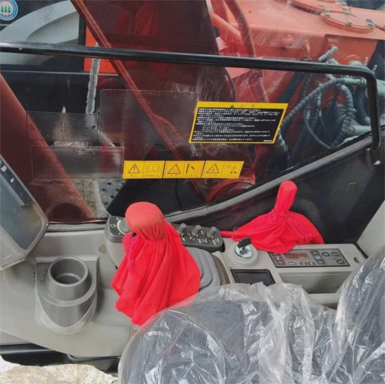 Zx70 原装日本进口 7t 挖掘机 价格便宜、性能良好的二手挖掘机