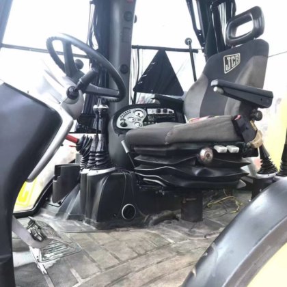 Fast Moving Jcb 4cx Backhoe
