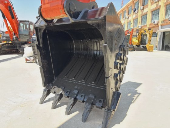 工程机械内燃机驱动二手挖掘机 Hitachi350-3G