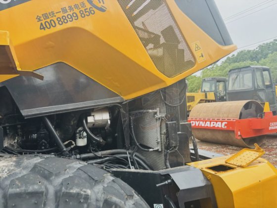 中国ブランド 良好な状態の中古 フロントローダー セカンドハンド リュウゴウ