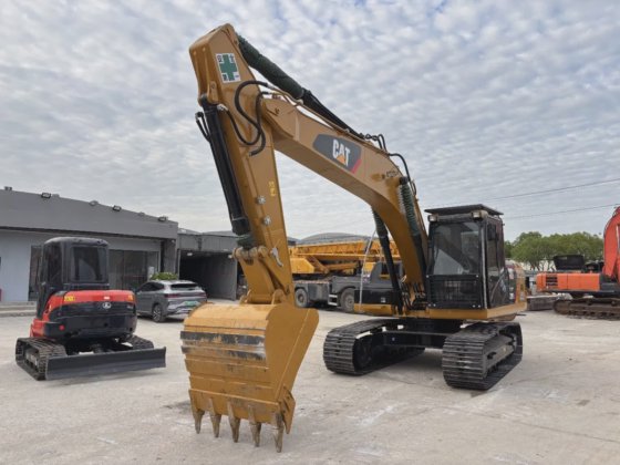 中古の猫320d2l掘削機 – 燃費効率が良く、耐久性があり、コスト効果に優れています