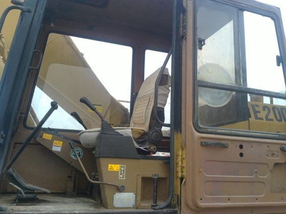 卡特 200b E120b E70b 挖掘机出售，原装卡特彼勒